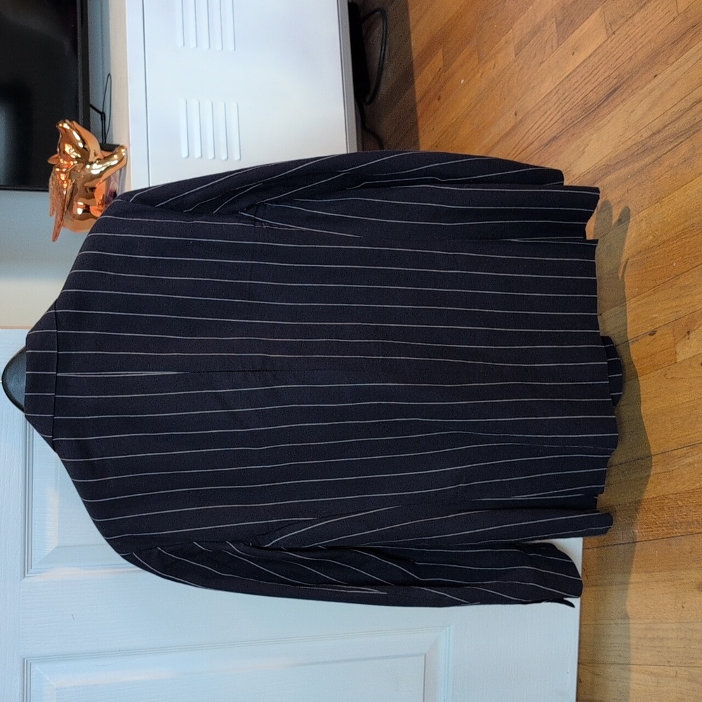 Ralph Lauren Navy Pinstripe Men's Blazer - Picture 5 of 7